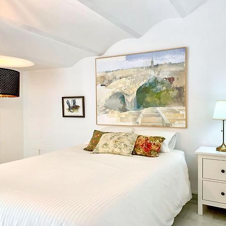 Charming 2 Bedroom Boutique Triplex Apartment With Private Terrace At Seville City Center By Ocityzen Экстерьер фото