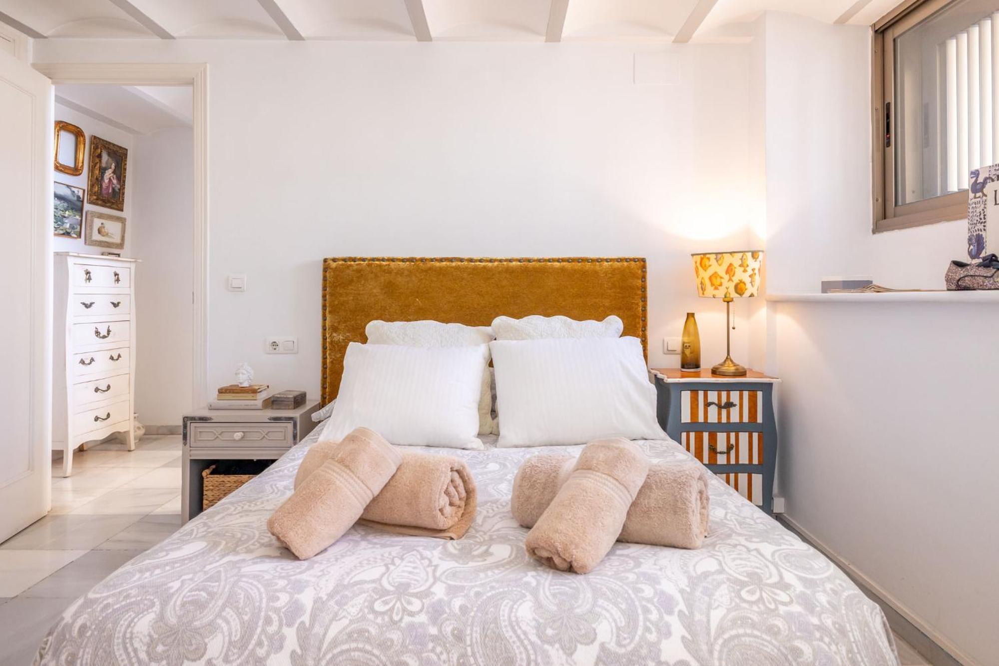 Charming 2 Bedroom Boutique Triplex Apartment With Private Terrace At Seville City Center By Ocityzen Экстерьер фото