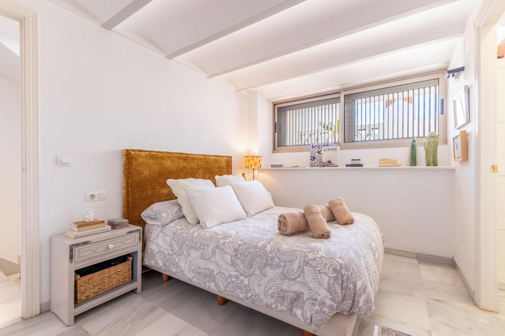 Charming 2 Bedroom Boutique Triplex Apartment With Private Terrace At Seville City Center By Ocityzen Экстерьер фото