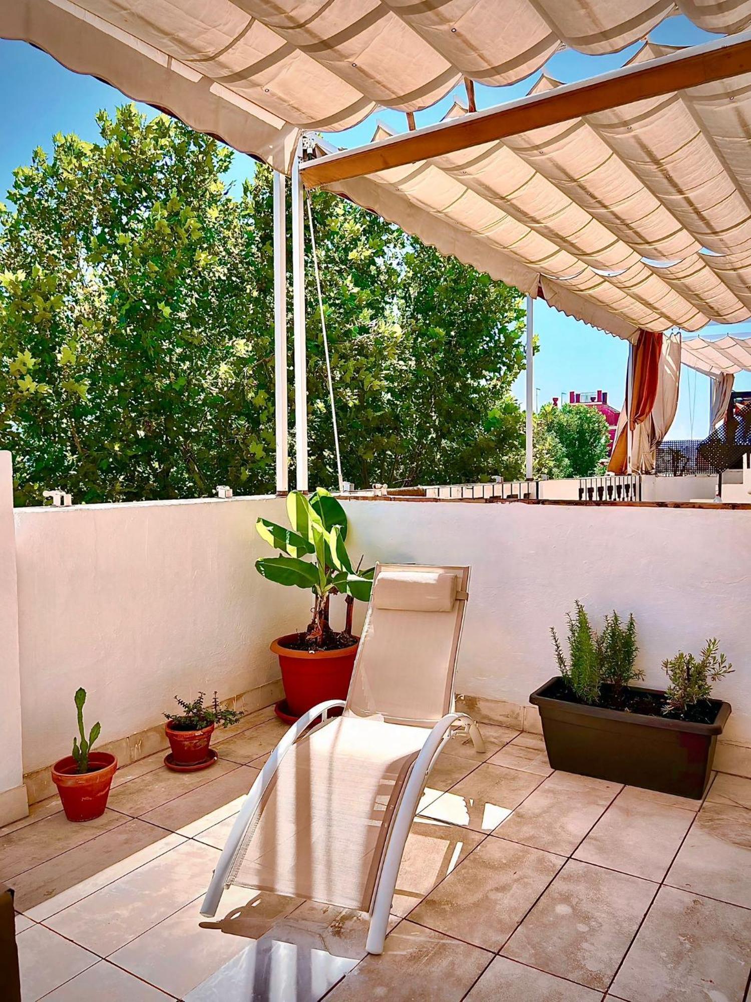 Charming 2 Bedroom Boutique Triplex Apartment With Private Terrace At Seville City Center By Ocityzen Экстерьер фото